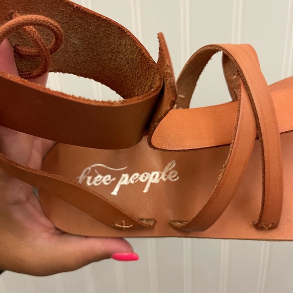 Free People Vacation Day Wrap Brown Leather Sandals Sz 38 - Picture 4 of 13